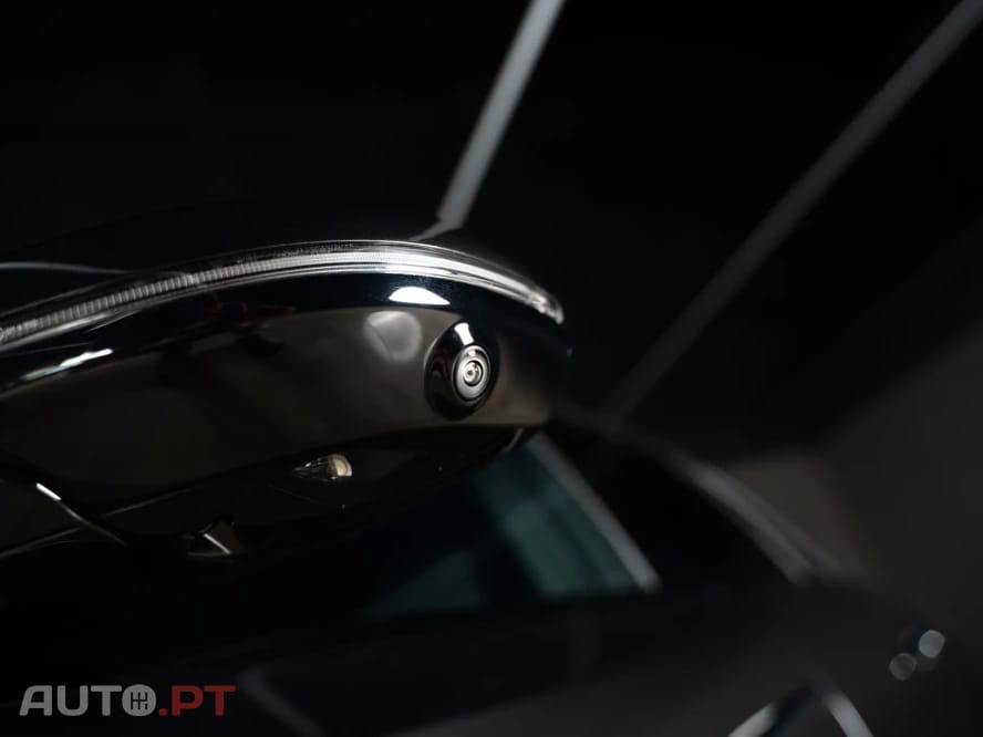 Mercedes-Benz E 300 9G-TRONIC AMG Line