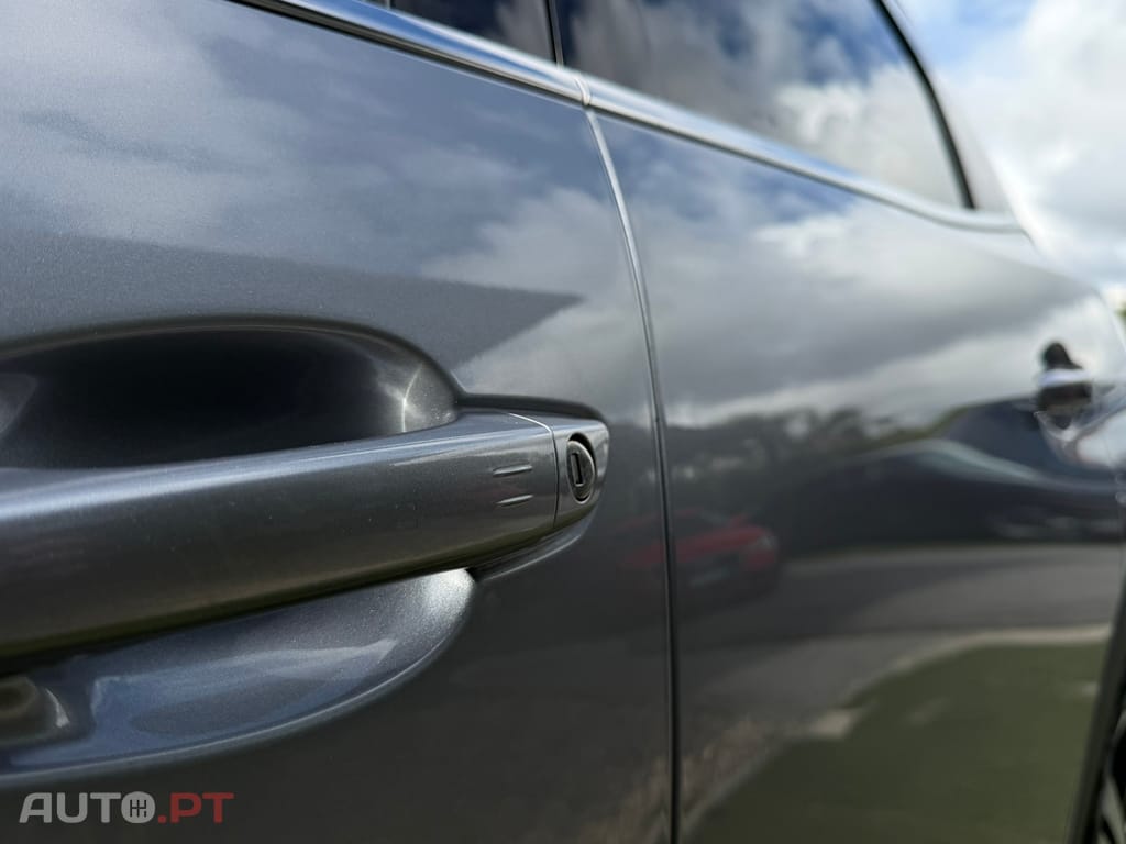 Peugeot 3008 1.5 BlueHDi GT EAT8