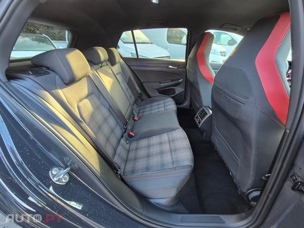 Volkswagen Golf GTI Maxtrix