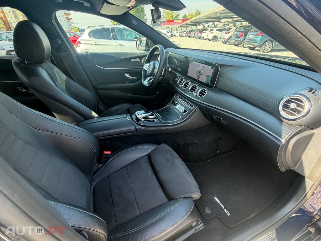 Mercedes-Benz E 300 de AMG Line