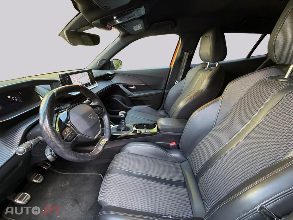Peugeot 2008 1.2 GT Line