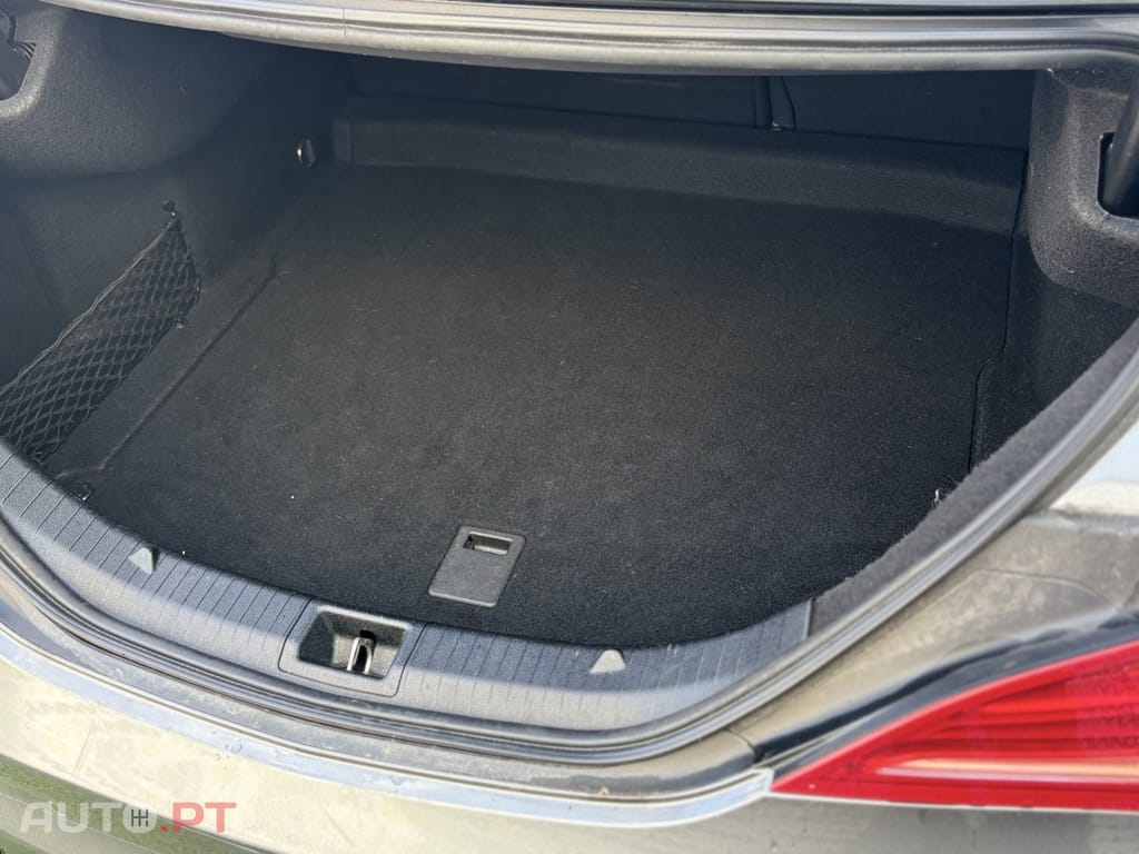 Mercedes-Benz CLA 200 d Shooting Brake