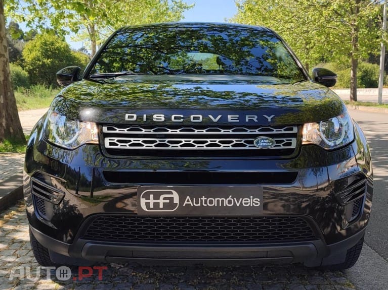 Land Rover Discovery Sport 2.0 eD4 HSE Luxury — fotografia 2
