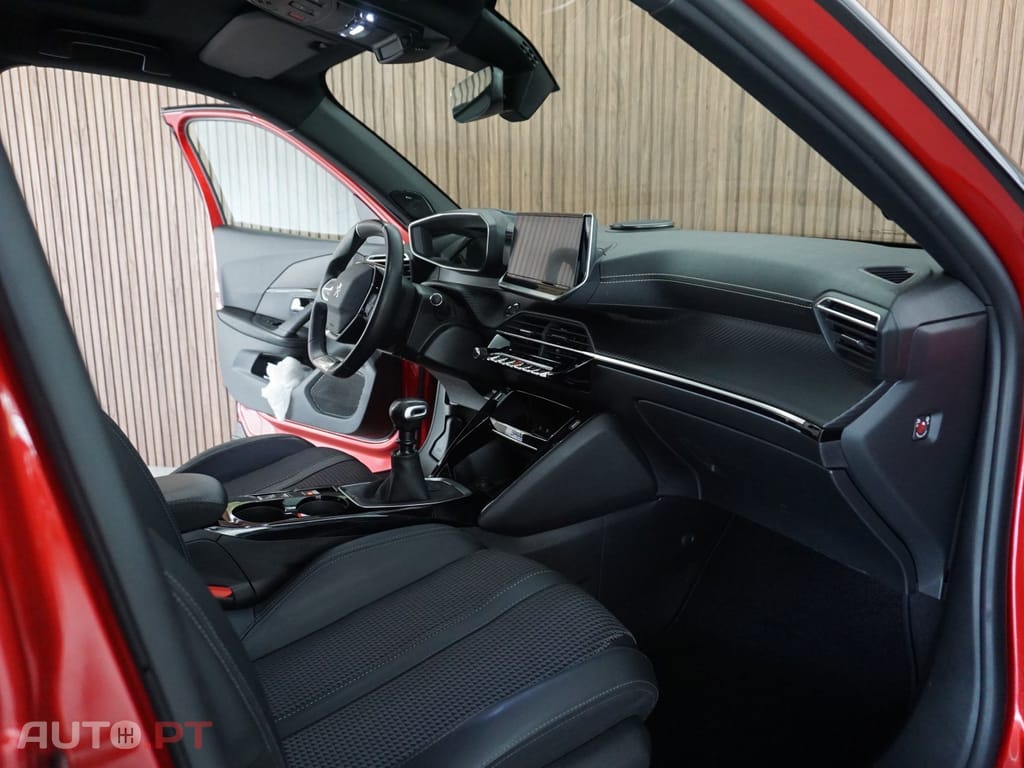 Peugeot 2008 1.2 PureTech GT Line