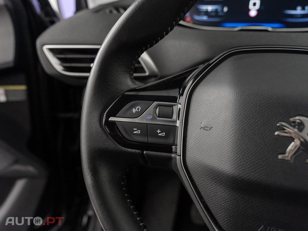 Peugeot 3008 1.5 BlueHDi Active