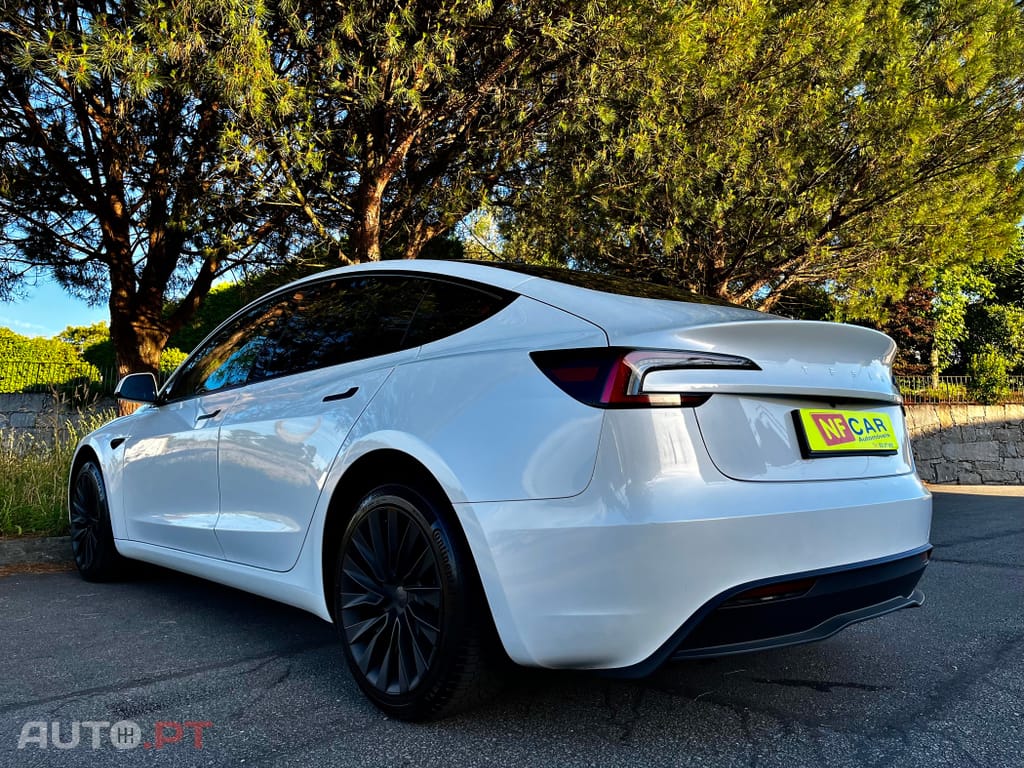Tesla Model 3 Range Plus RWD
