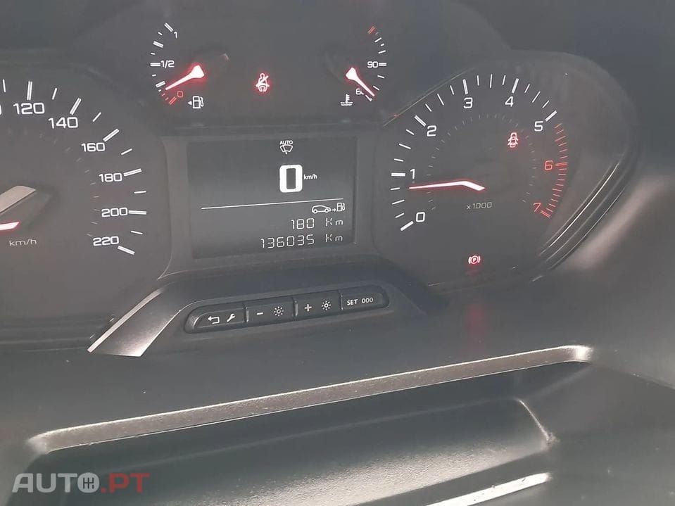 Peugeot Partner 1.5 BlueHDi Premium Standard