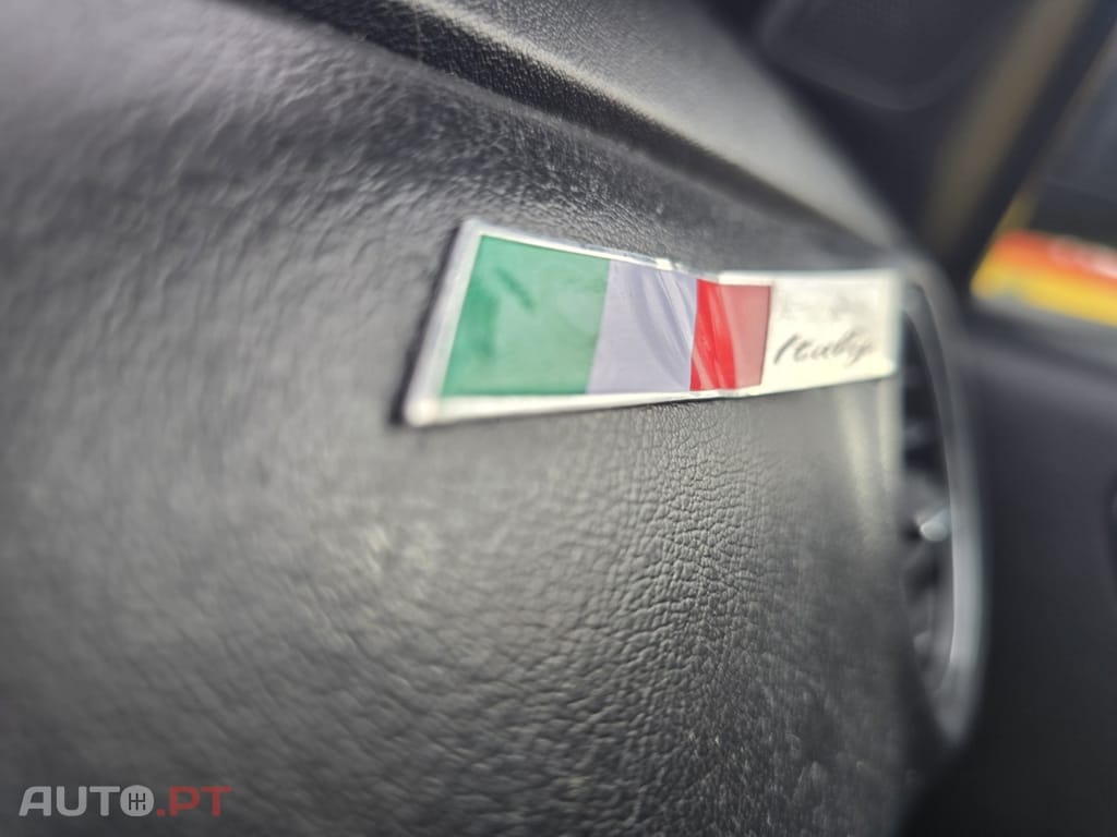 Lancia Delta 1.6 MultiJet 16v Oro