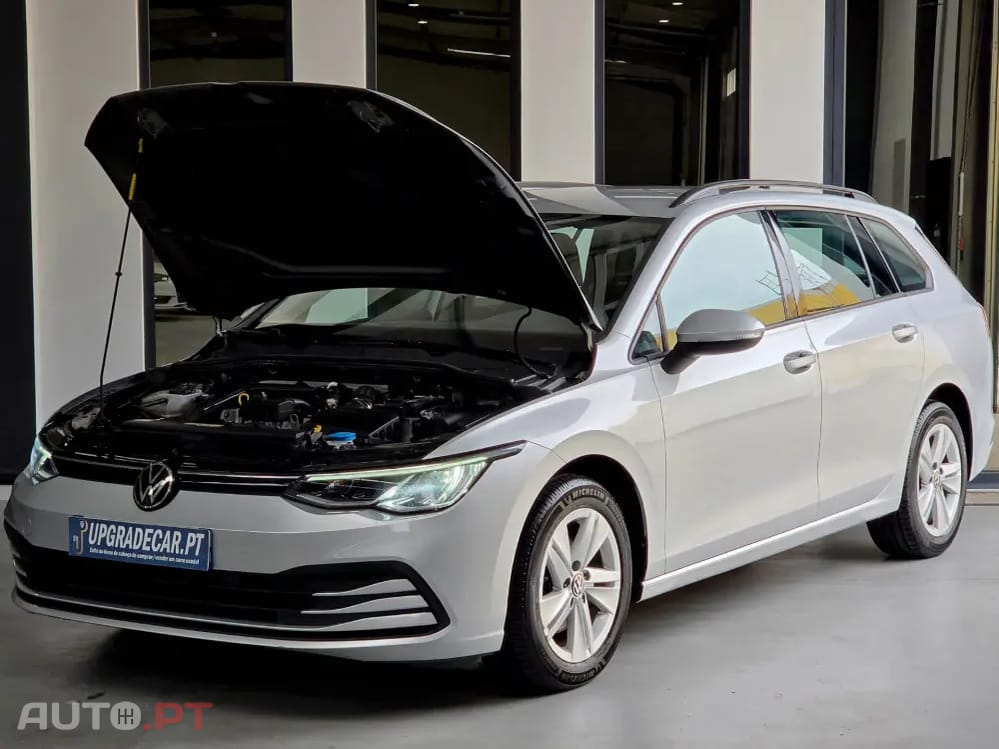 Volkswagen Golf Variant 1.0 eTSI OPF DSG Life