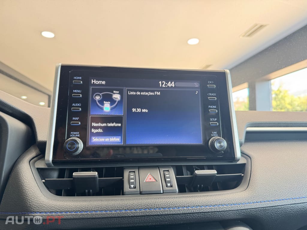 Toyota RAV4 HDF Square Collection