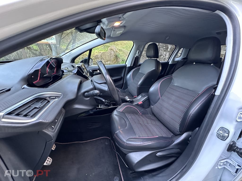 Peugeot 2008 1.6 BlueHDi GT Line