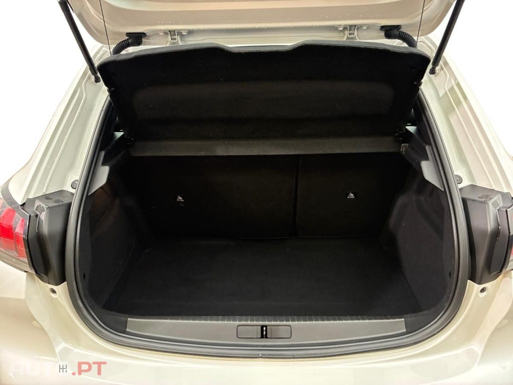 Peugeot E-208 50 kWh Active Pack