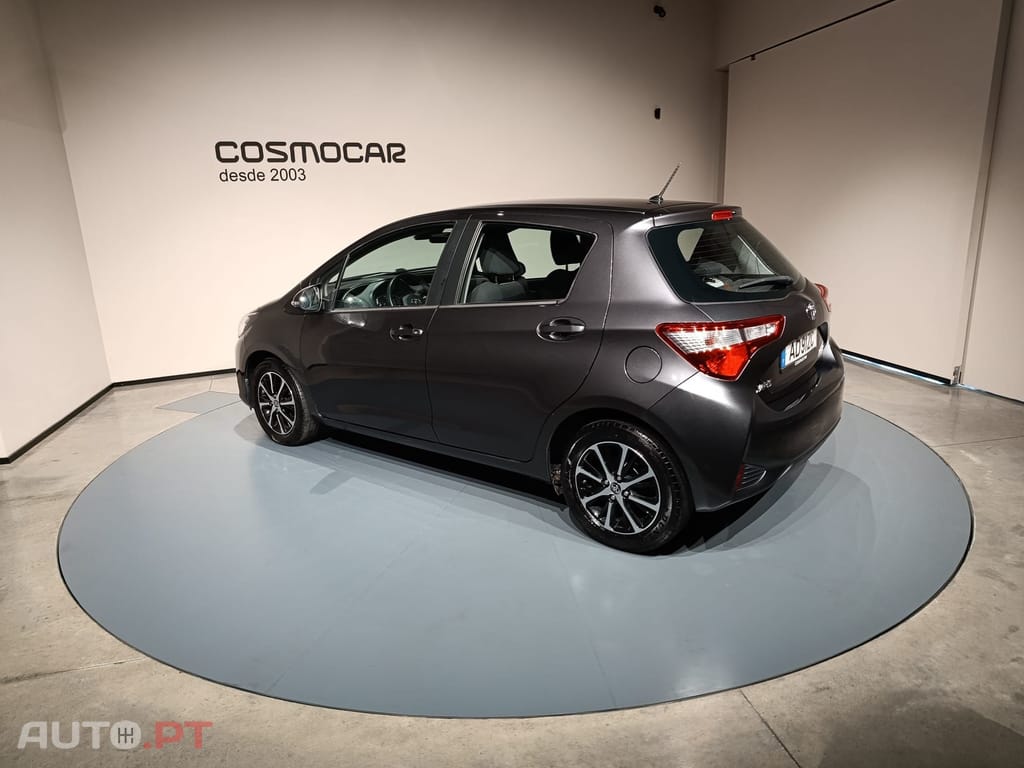 Toyota Yaris 1.0 VVT-i Confort