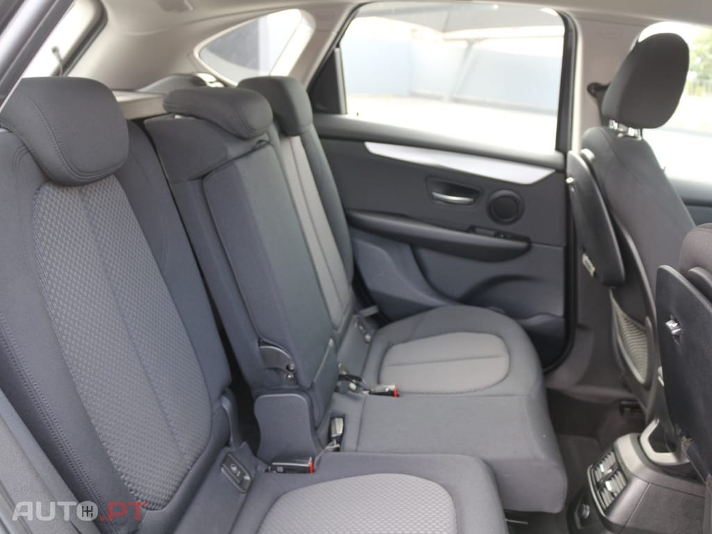 BMW 216 d