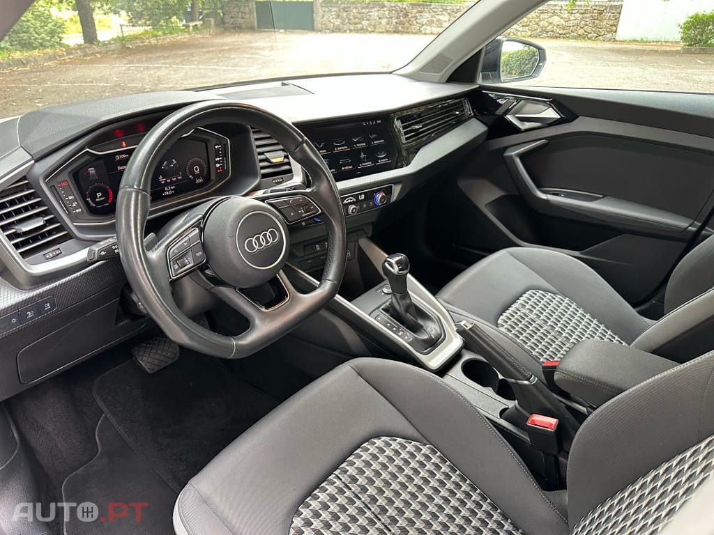 Audi A1 30 TFSI S line S tronic