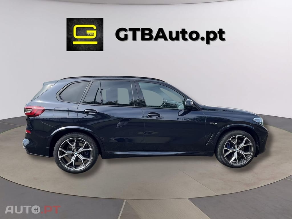 BMW X5 45e Pack M I.V.A DEDUTÍVEL 