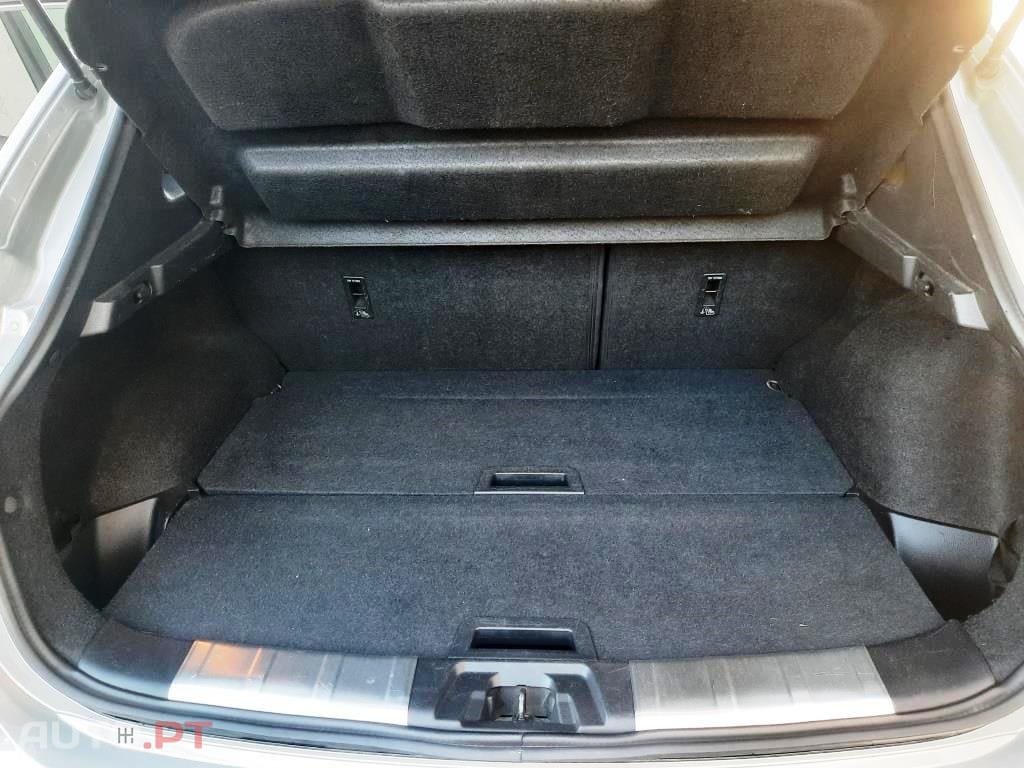 Nissan Qashqai N-Connecta 110cv / 168€ mês