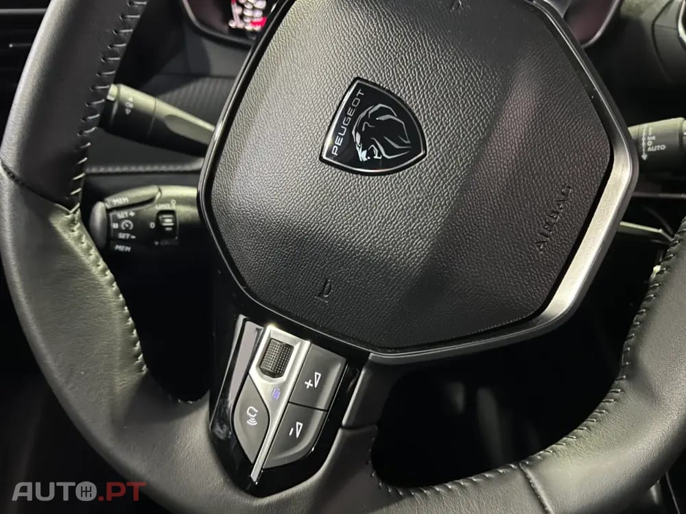 Peugeot 2008 1.2 PureTech Style