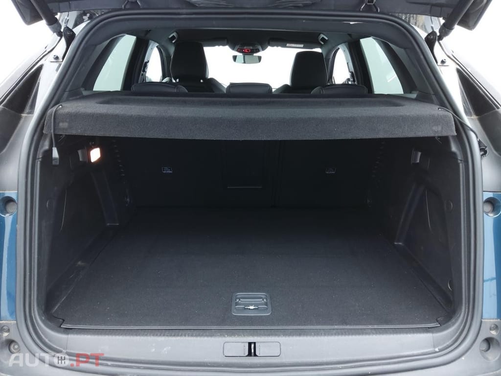 Peugeot 3008 1.6 Hybrid GT e-EAT8