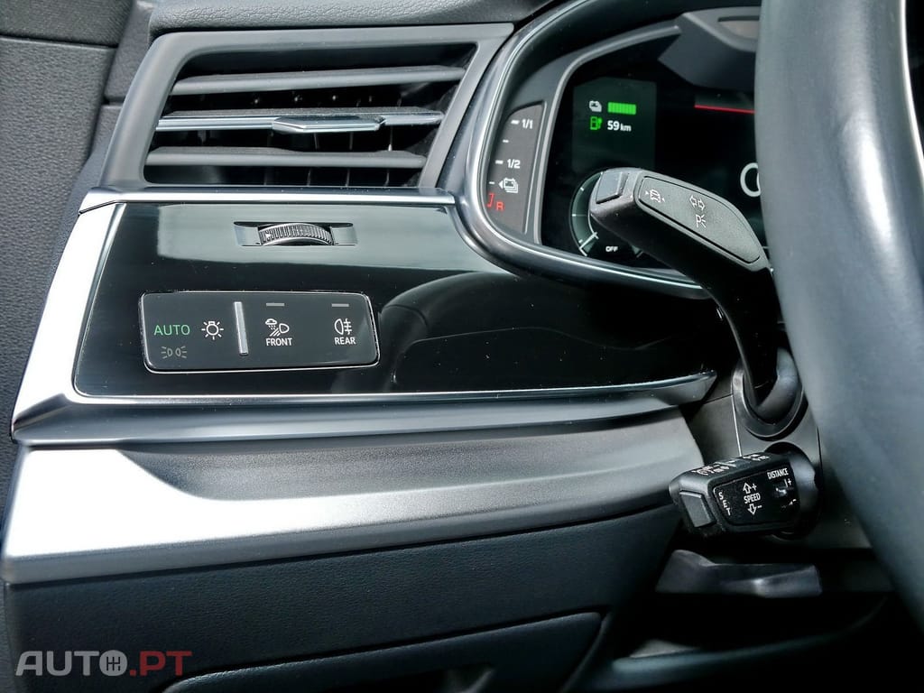 Audi Q8 I.V.A DEDUTÍVEL 55 TFSIe quattro B&O 