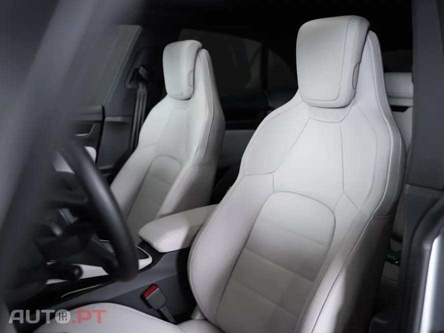 Porsche Macan Electric