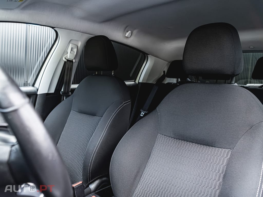Peugeot 208 1.6 BlueHDi Style