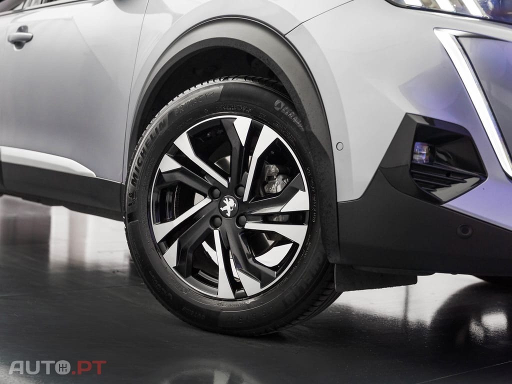 Peugeot 2008 1.2 PureTech GT Line EAT8