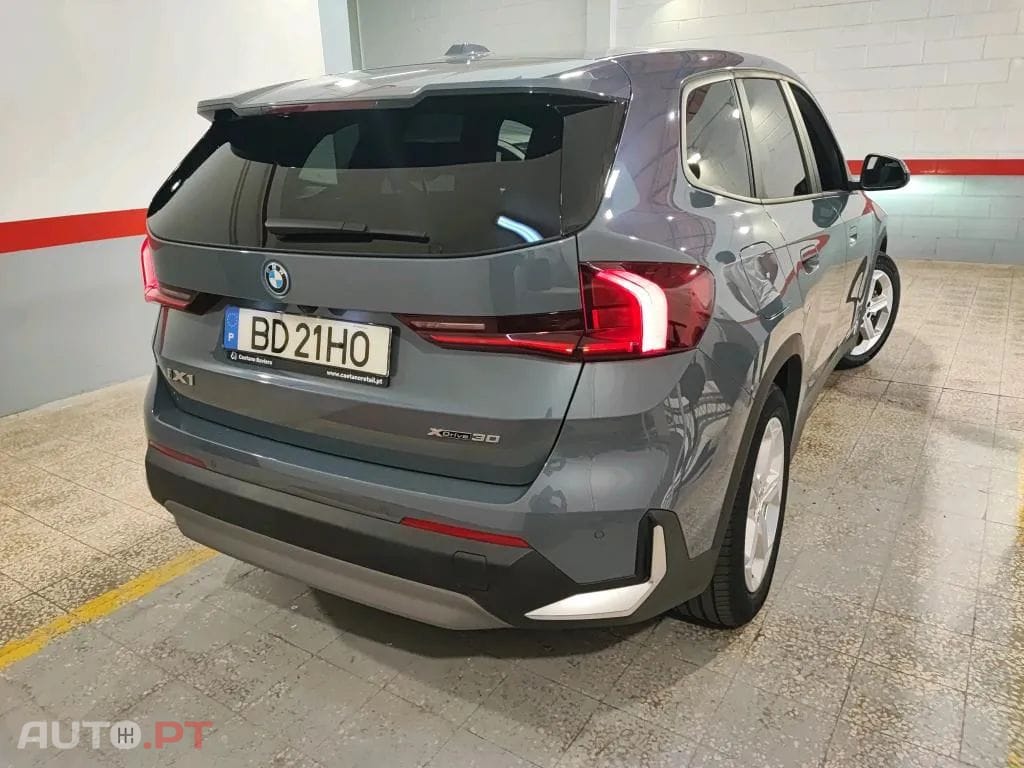 BMW iX1 xDrive30