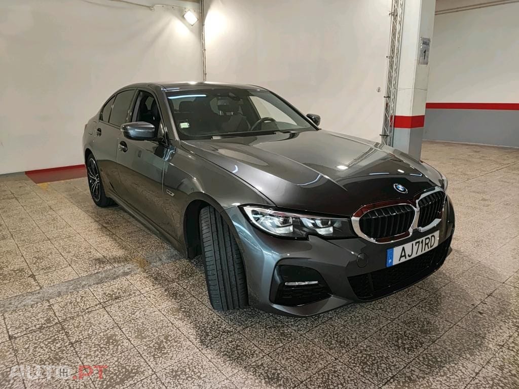 BMW 330 e Pack M Auto