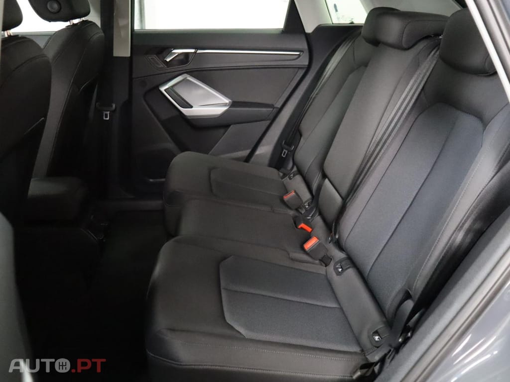 Audi Q3 45 TFSIe S tronic
