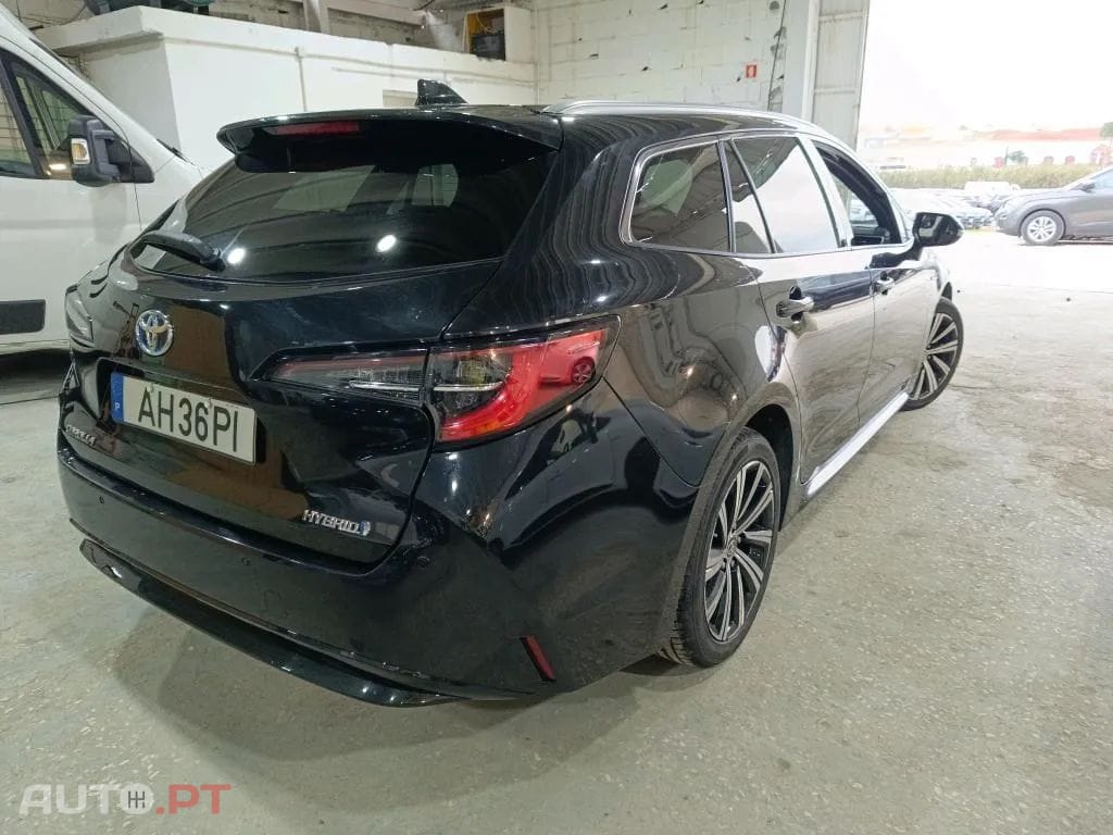 Toyota Corolla Touring Sports 1.8 Hybrid Comfort+P.Sport