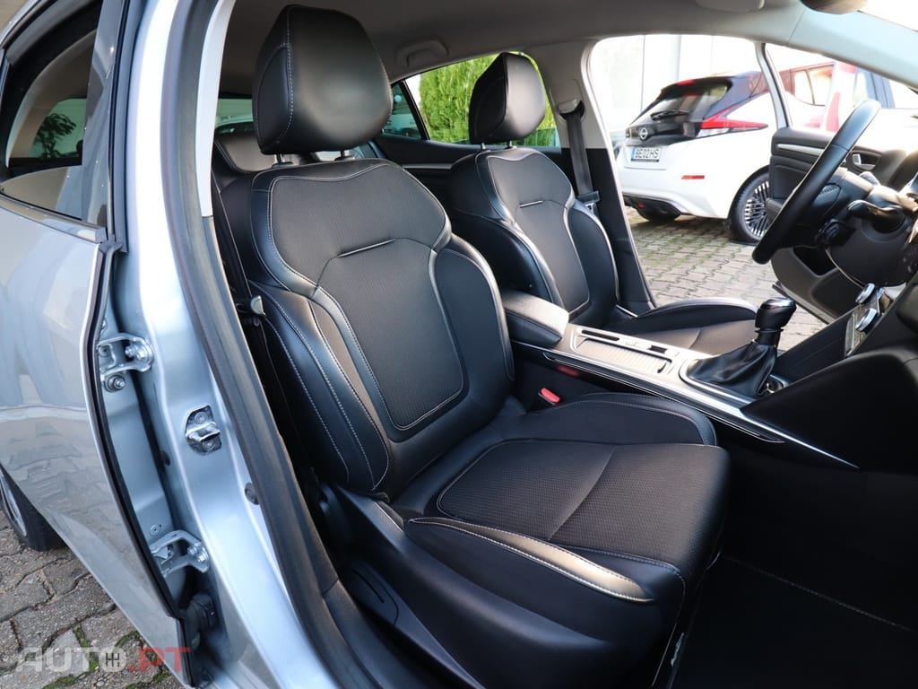 Renault Mégane 1.5 Blue dCi Intens