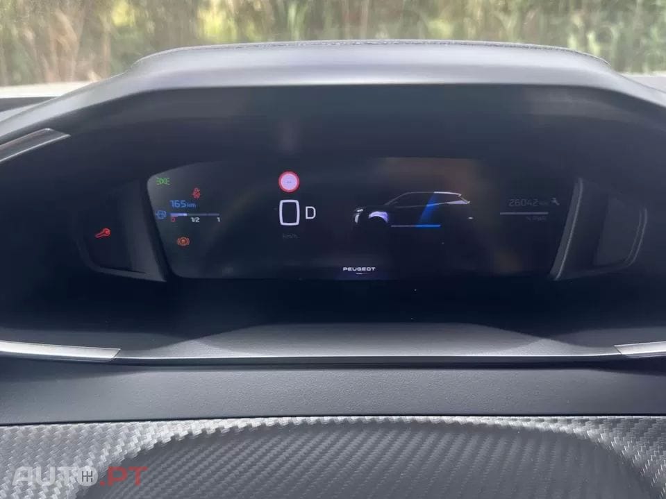 Peugeot 2008 1.2 Hybrid Allure e-DCS6