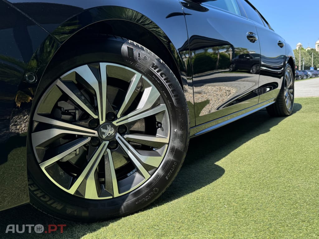 Peugeot 508 1.6 Hybrid Allure Pack e-EAT8
