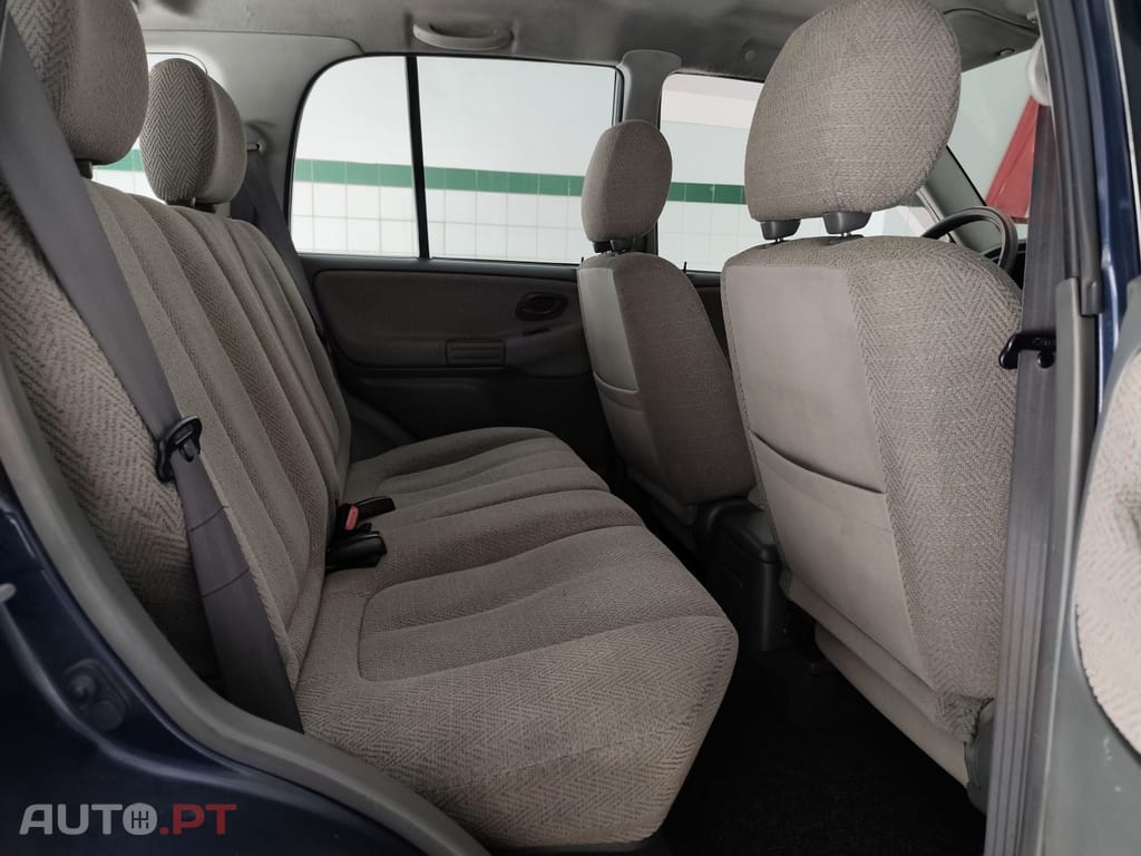 Suzuki Grand Vitara Metal Top 2.0 TDi