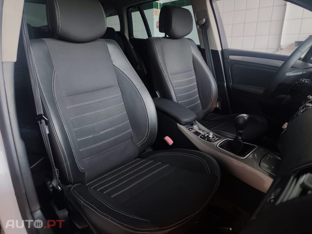 Renault Laguna Break 2.0 DCi Dynamique S 4control