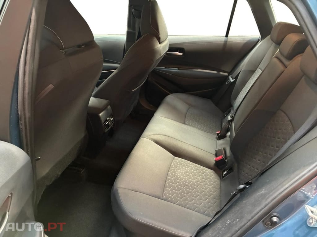 Toyota Corolla TS 1.8 Hybrid Dynamic Business