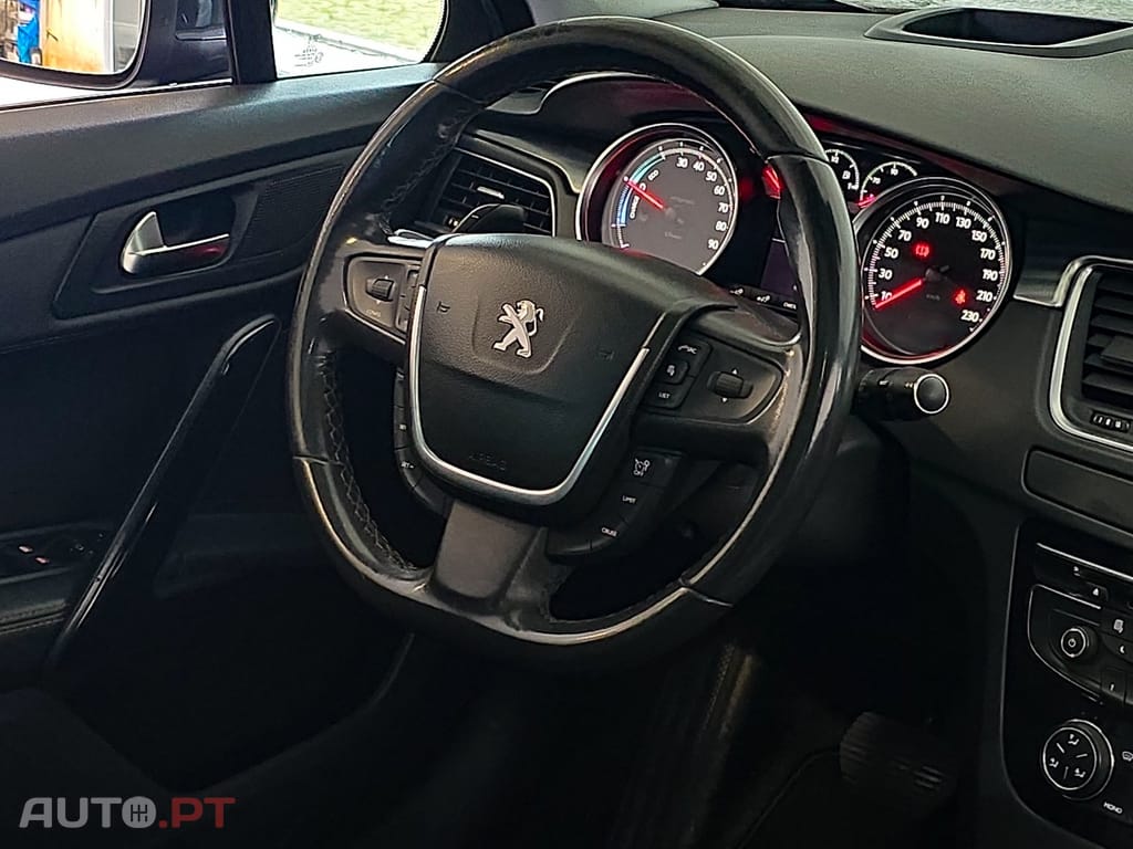 Peugeot 508 RXH 2.0 HDi Hybrid4 Limited Edition 2-Tronic