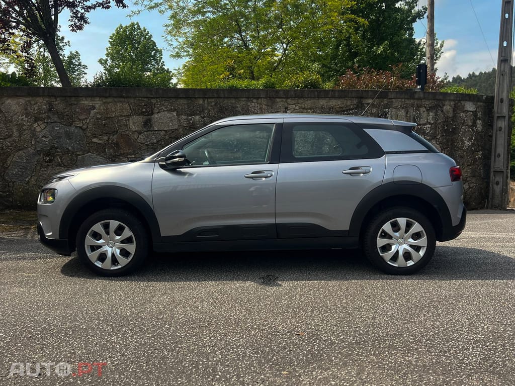 Citroen C4 Cactus SHINE 1.6 e-HDI