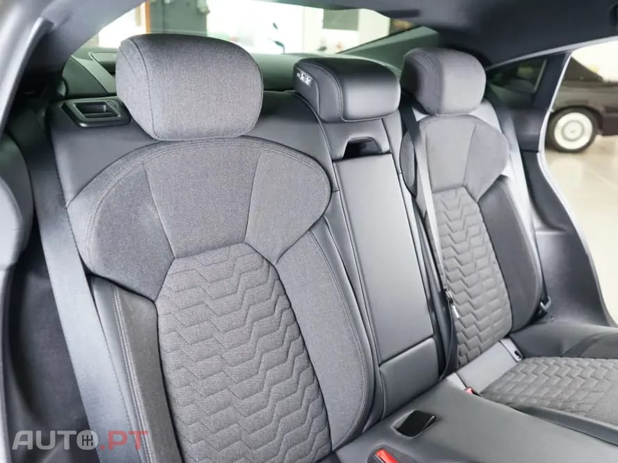 Audi E-Tron GT quattro