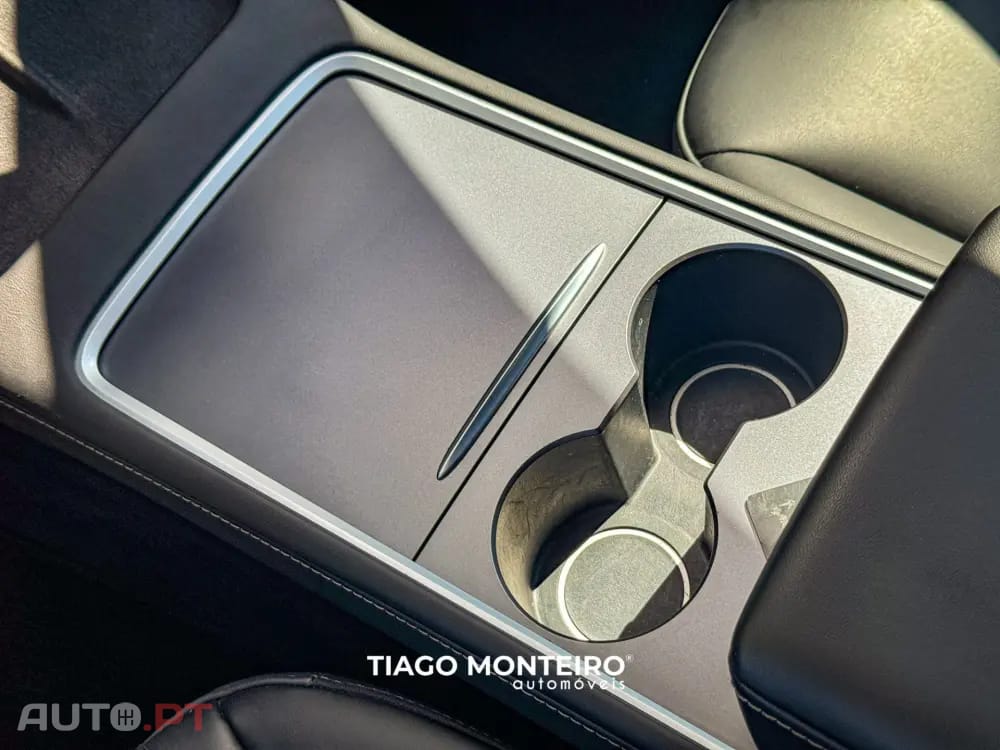 Tesla Model Y Tração Traseira