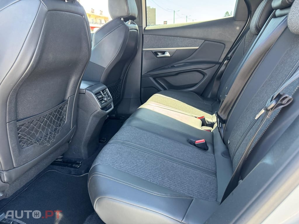 Peugeot 3008 1.5 BlueHDi GT Line EAT8