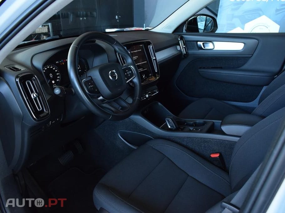 Volvo XC40 1.5 T5 PHEV R-Design Expression