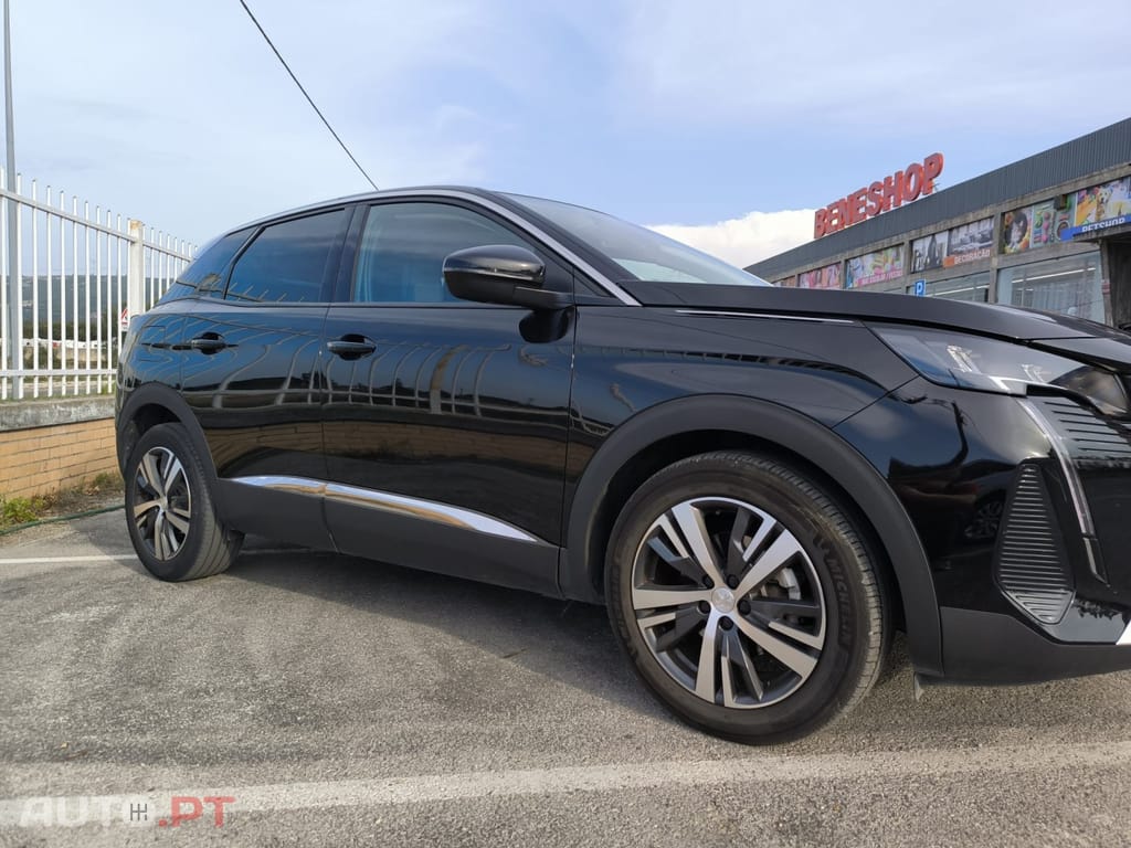 Peugeot 3008 1.5 BlueHDi Allure Pack