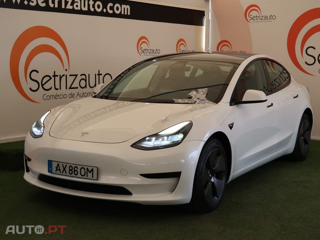 Tesla Model 3 Standard Range Plus RWD