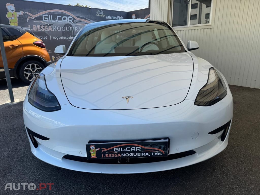 Tesla Model 3 Standard Range Plus RWD