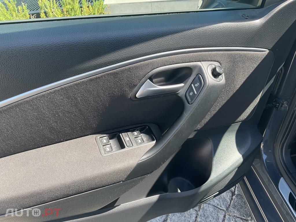 Volkswagen Polo 1.4 TDi Lounge DSG