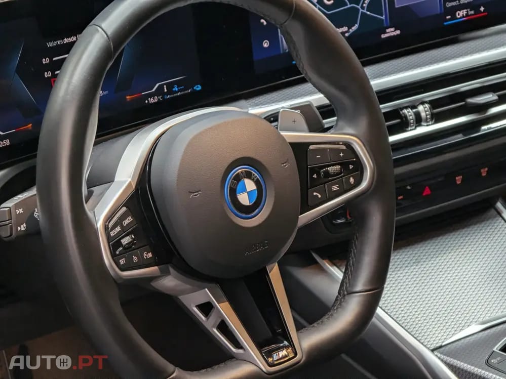 BMW 320 e Pack Desportivo M Auto