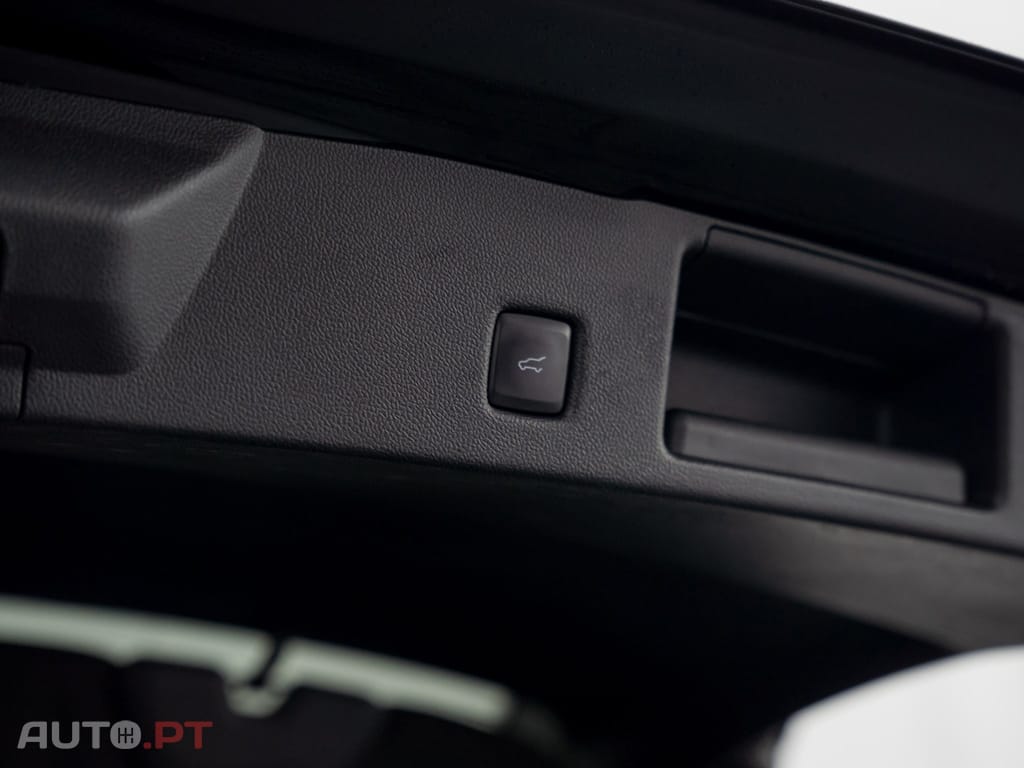 Ford Kuga 2.5 PHEV ST-Line X