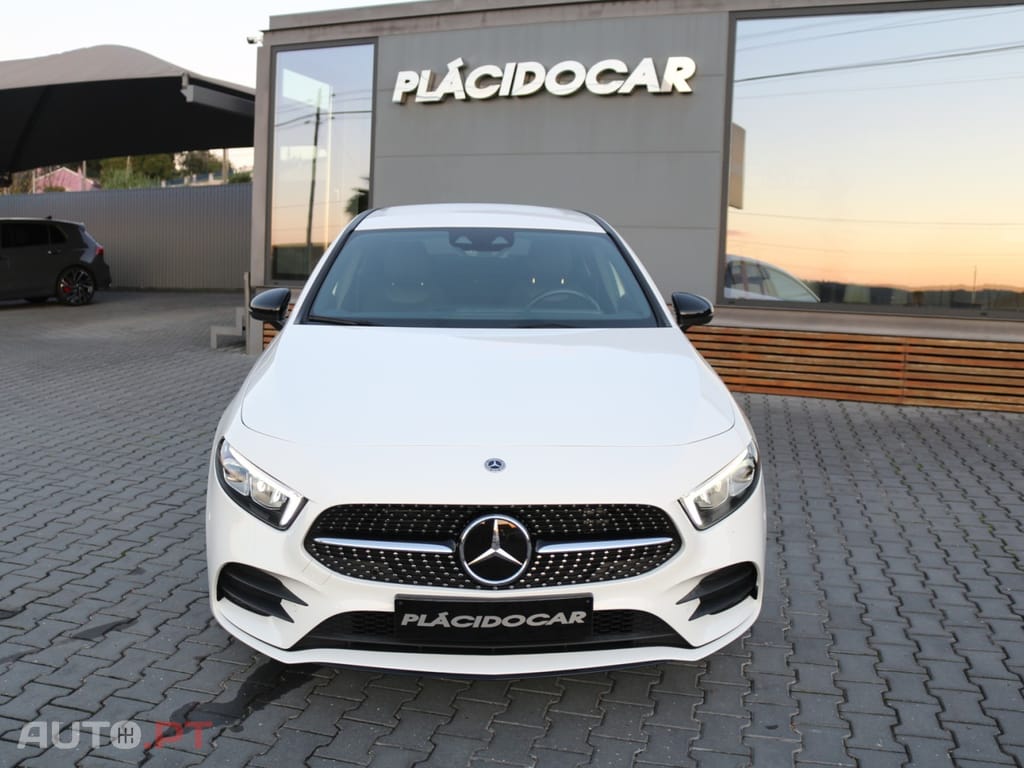 Mercedes-Benz A 250 e AMG Line